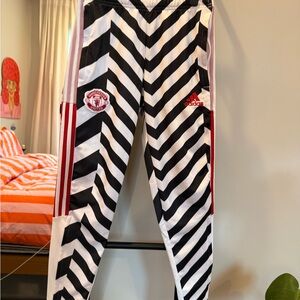 Adidas Manchester Sport Leggings.